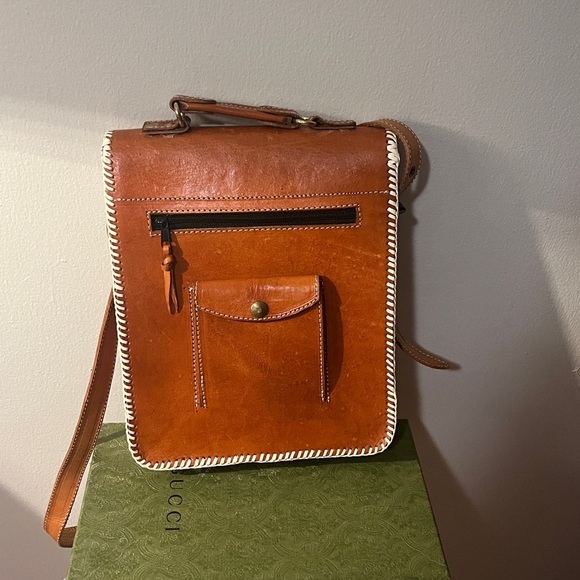 Traditional Mexican Hand Engraved Tan Brown leather Crossbody Bag 9.5 x 12 in - Picture 2 of 7